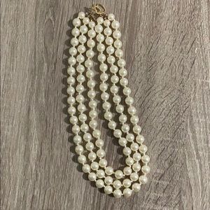 Triple layered faux pearl necklace